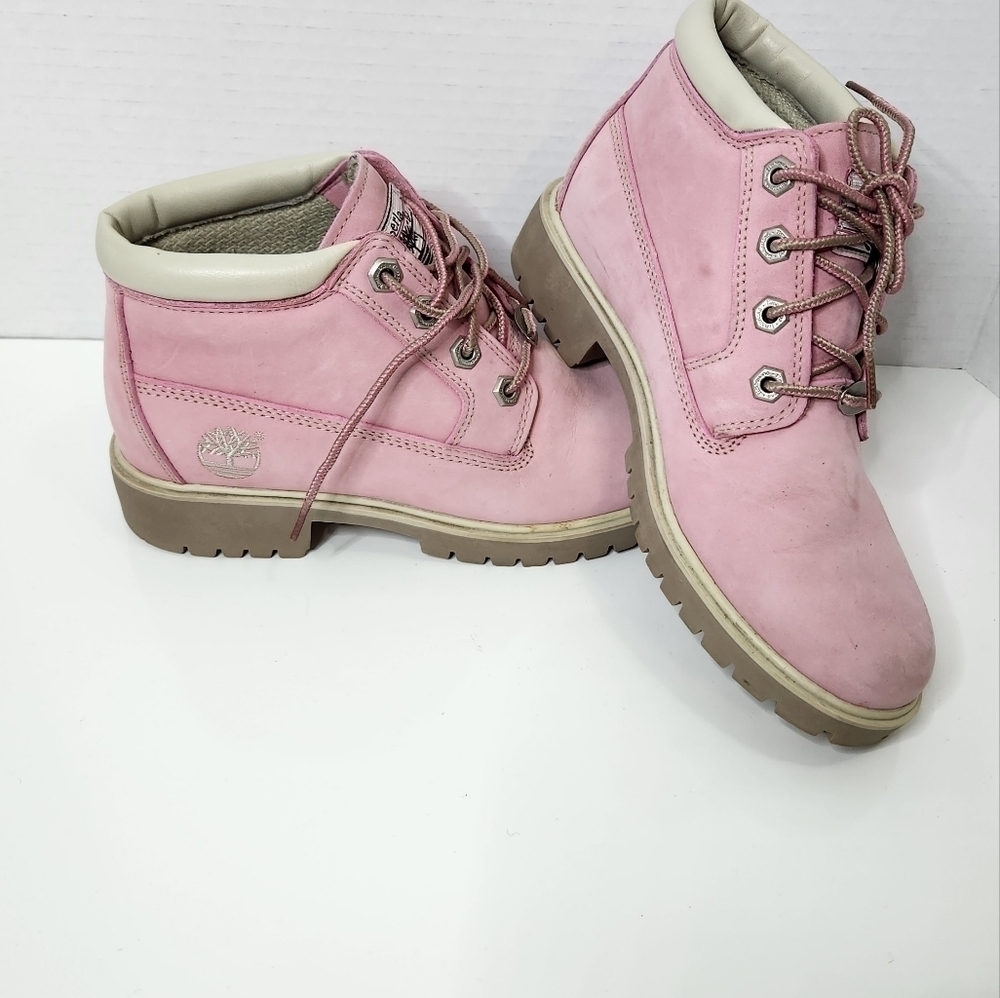 timberland WOMEN'S NELLIE WATERPROOF CHUKKA BOOTS